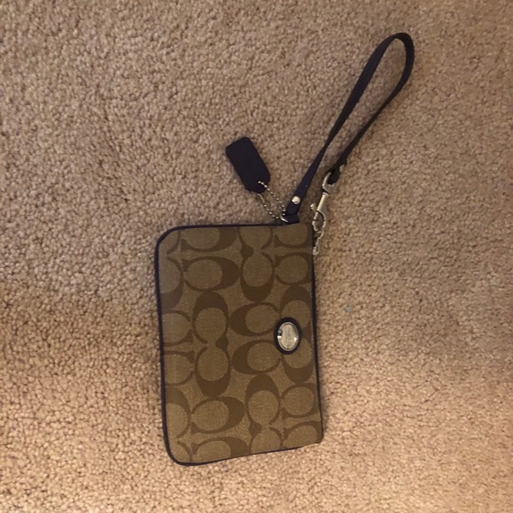 Coach wristlet - Picture 1 of 2